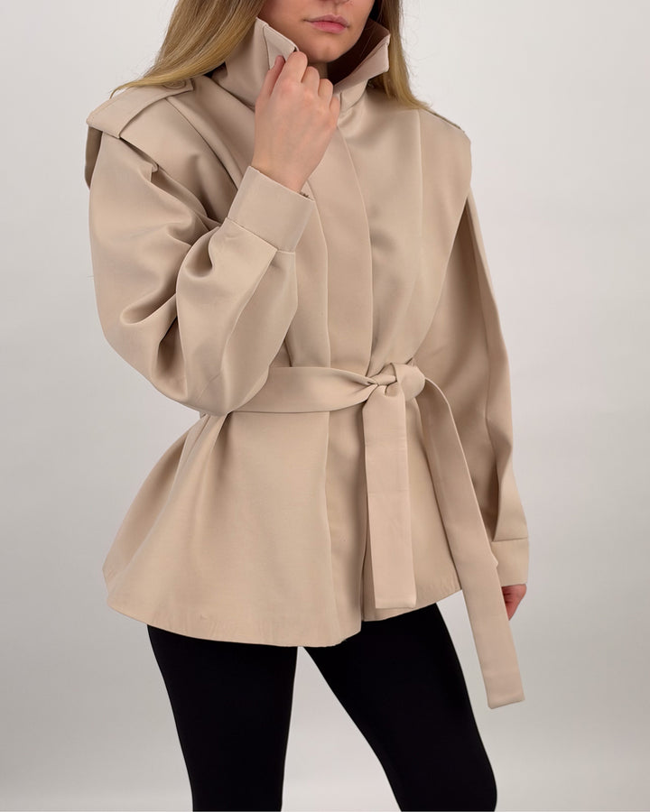 Trenchjacke mit Bindegürtel