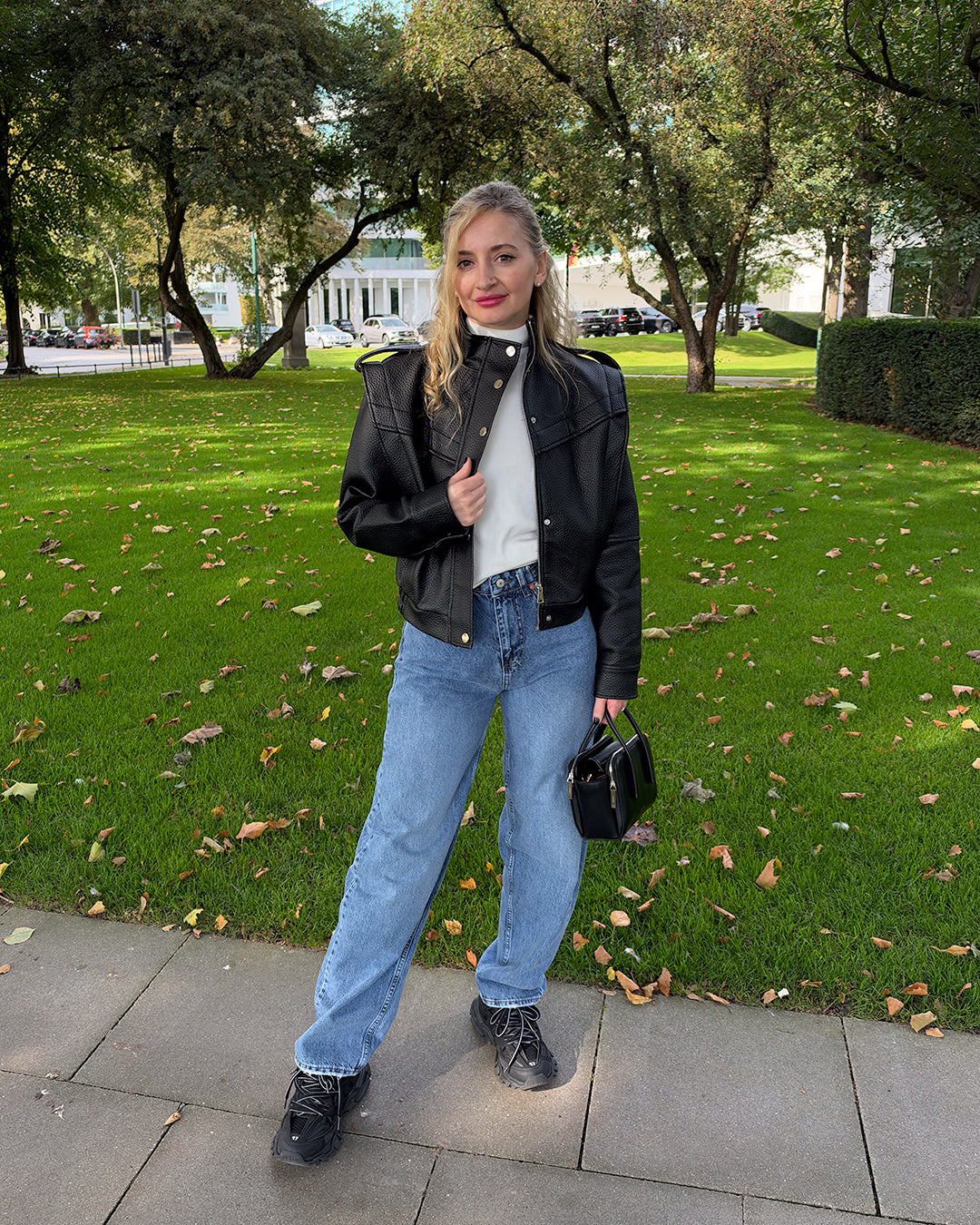 The Autumn Edit mobile